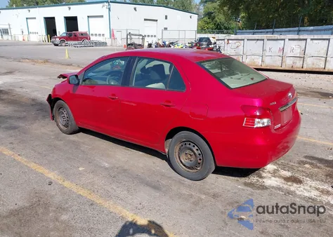 2010 Toyota Yaris z USA, uszkodzony, nr VIN JTDBT4K39A1364394